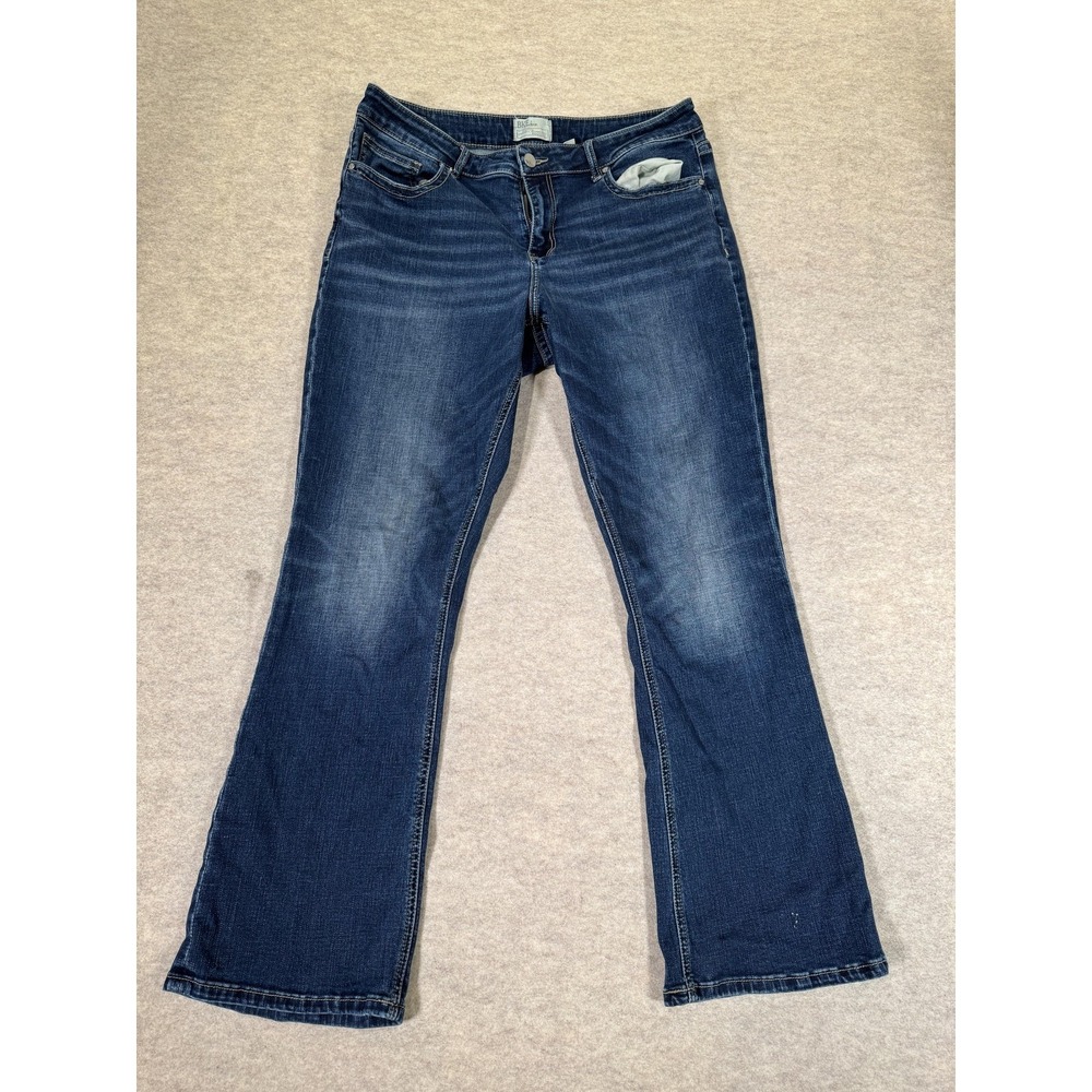BKE Bootcut Jeans Mens 32x32 Medium Wash Blue Regular Fit Stretch Denim Cotton